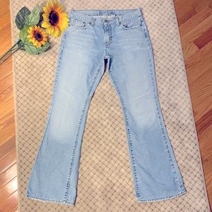 Old Navy jeans light wash size 8 regular